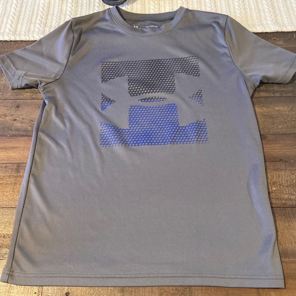 Boys Under Armour shirt